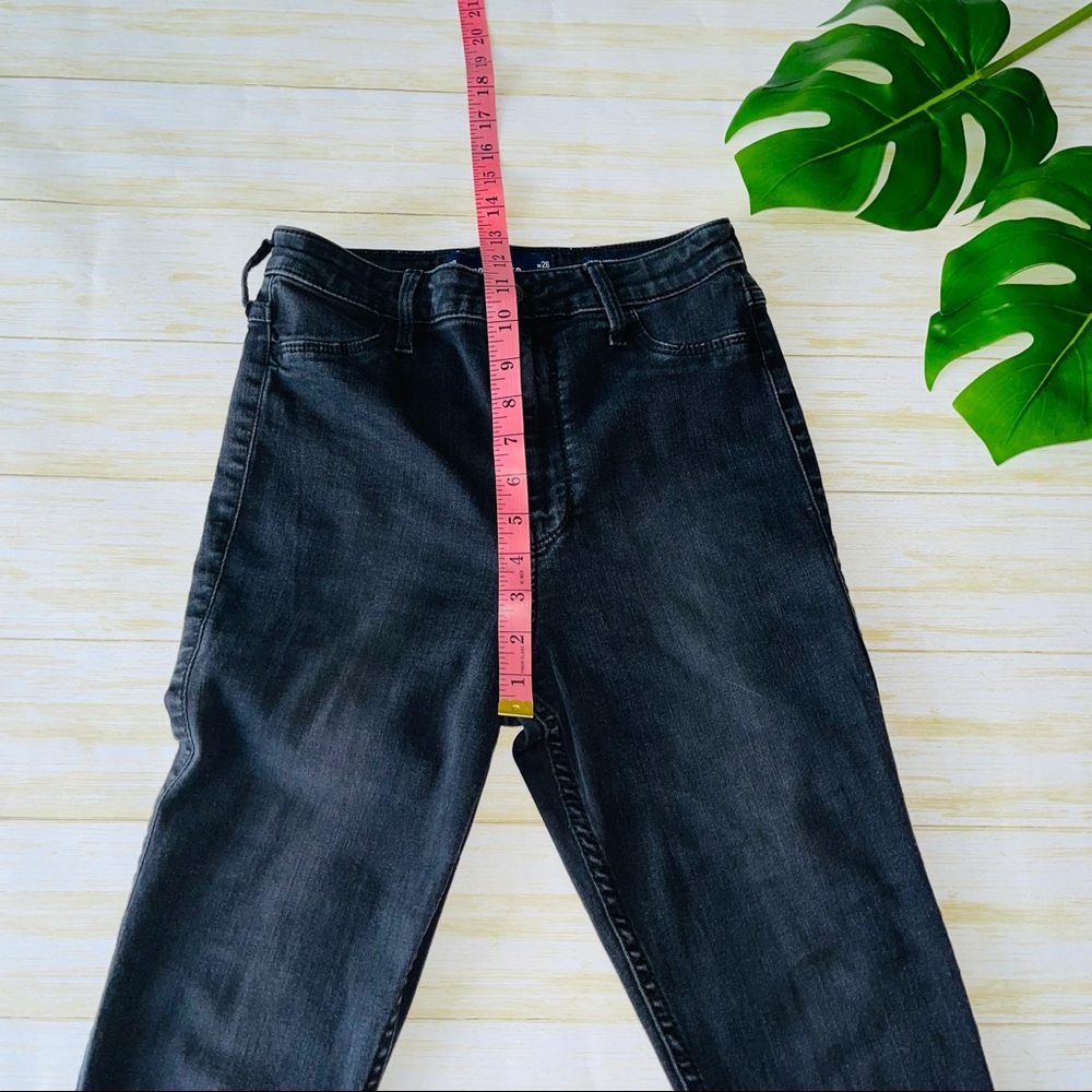 Hollister Ultra High-Rise Jean Legging Black - 26 - Picture 5 of 9